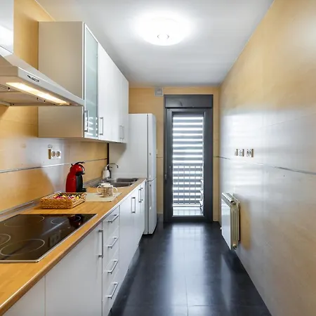 Apartamento Cris Ii,emir 1-piscina Gym & Parking, Parque De Las Ciencias *