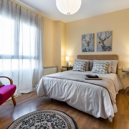 Apartamento Cris Ii,emir 1-piscina Gym&parking, Parque De Las Ciencias *
