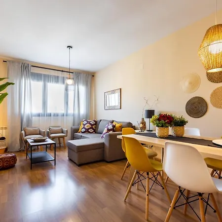 Apartamento Apartamento Cris Ii,emir 1-piscina Gym&parking, Parque De Las Ciencias *