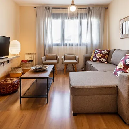 Apartamento Cris Ii,emir 1-piscina Gym & Parking, Parque De Las Ciencias *