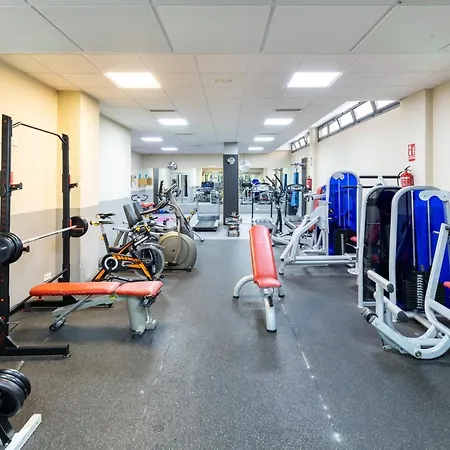 Apartamento Cris Ii,emir 1-piscina Gym & Parking, Parque De Las Ciencias Apartment *