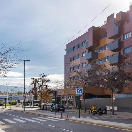 Apartamento Cris Ii,emir 1-piscina Gym & Parking, Parque De Las Ciencias *